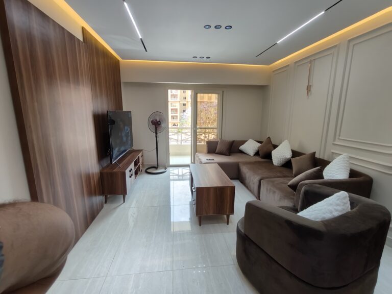 Additional angle of reception room by Topniture.