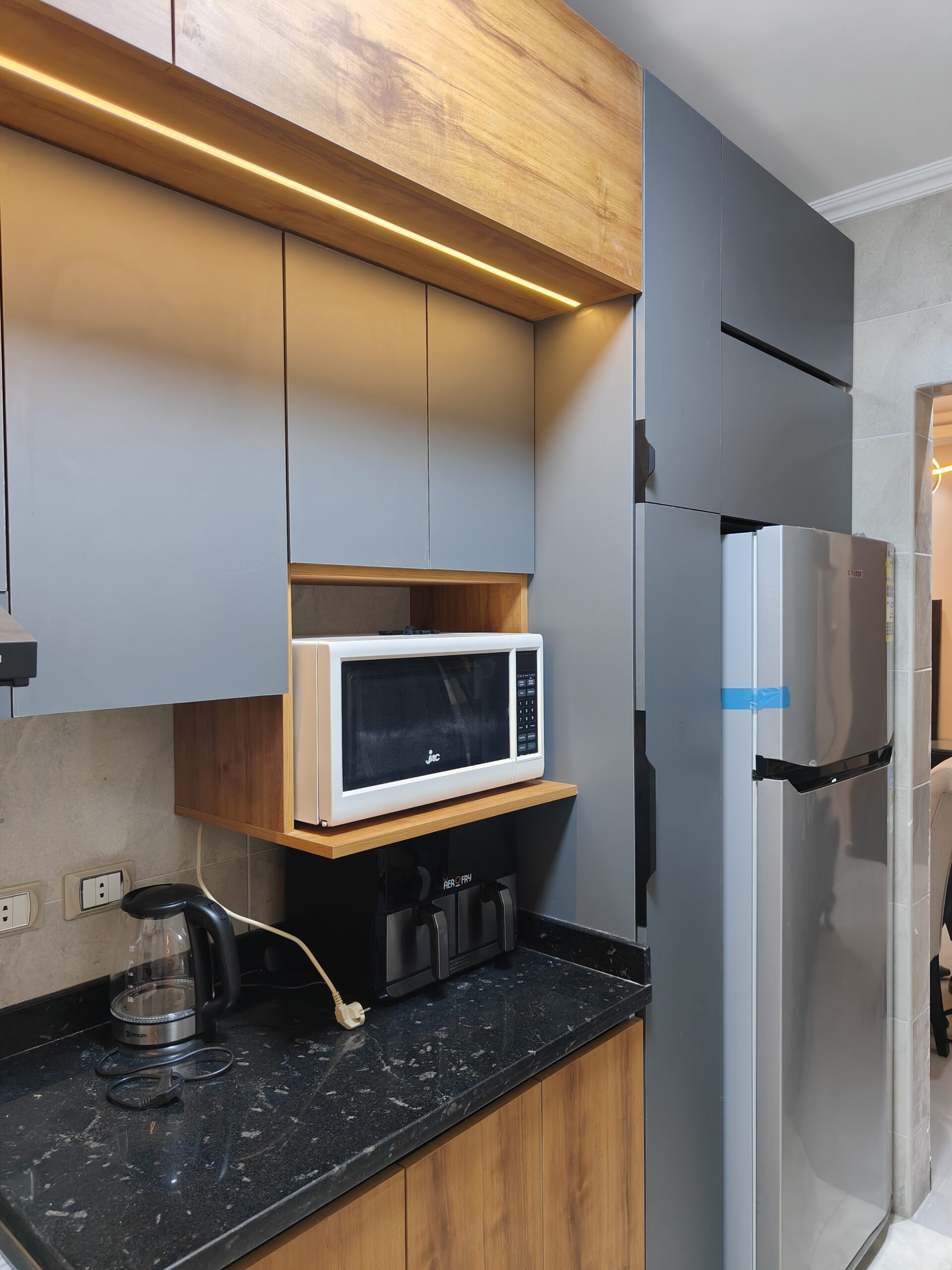 Kitchen installation by Topniture